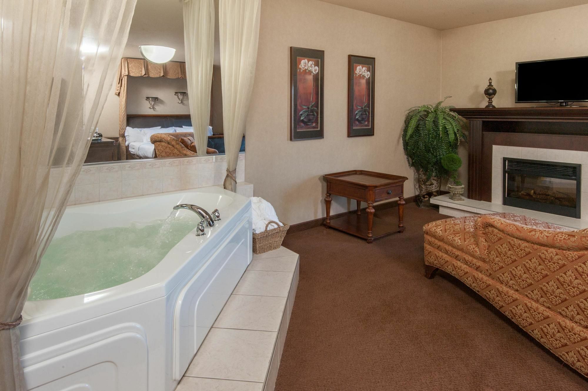 Ramada By Wyndham Drumheller Hotel & Suites Kültér fotó